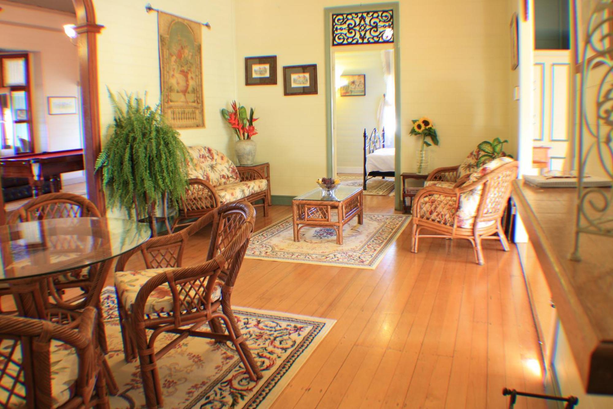 Classique Bed & Breakfast Townsville Exterior photo